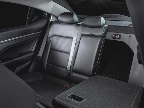 09 2017 Hyundai Elantra
