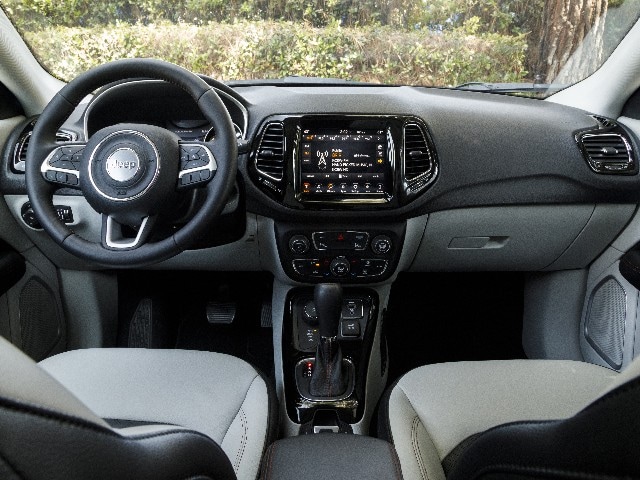 09 2017 Jeep Compass Comparo