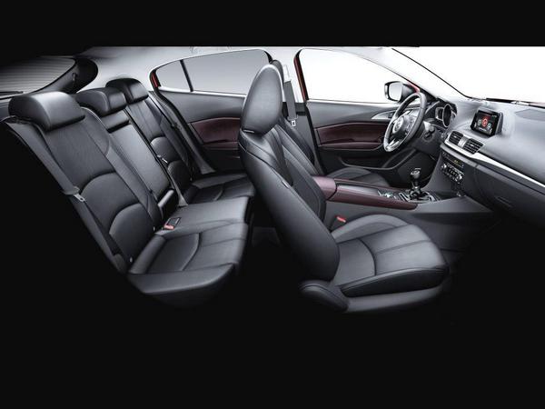 09 2017 Mazda Mazda3