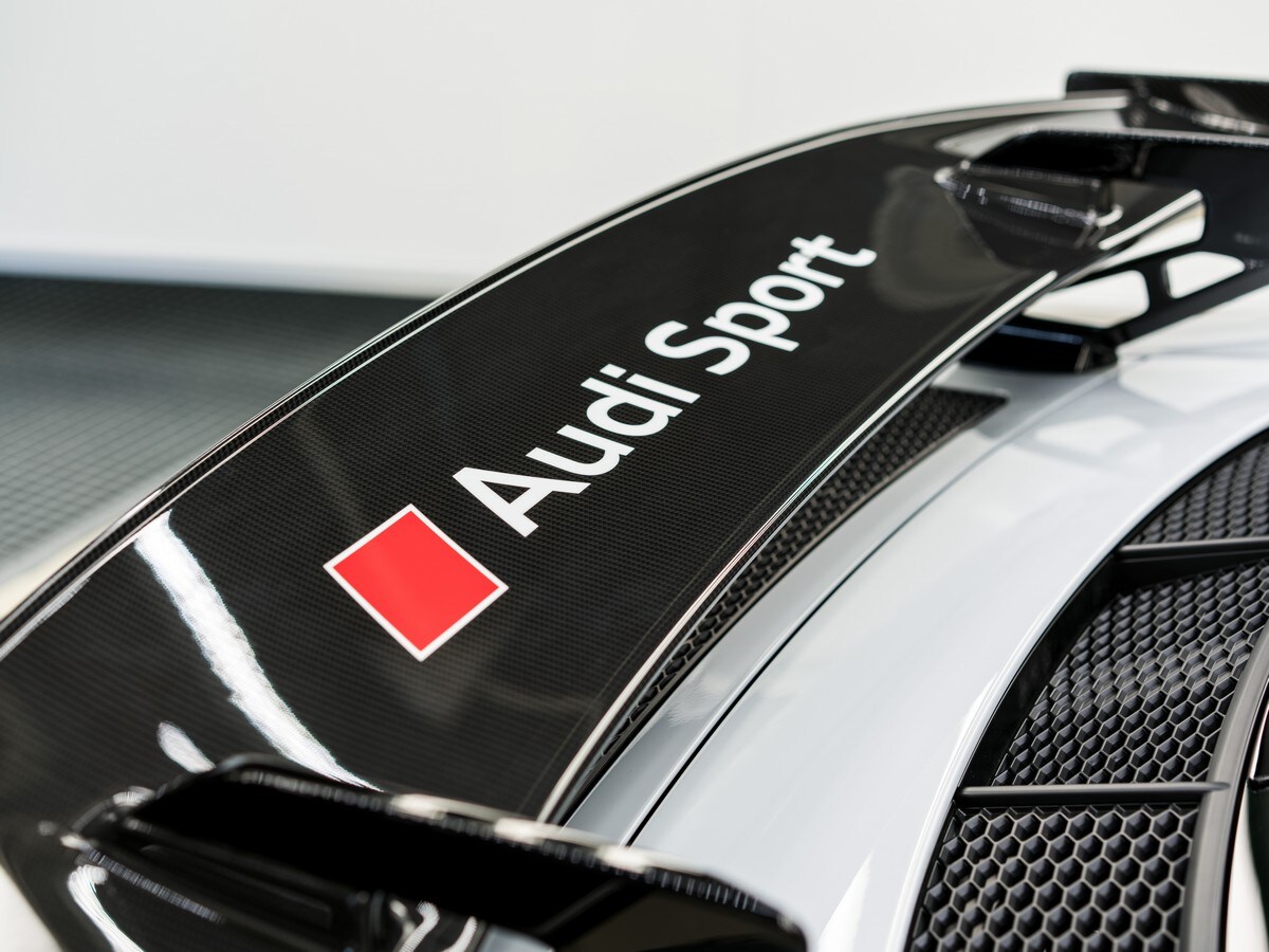 09 2018 Audi R8 V10 Competition Pkg