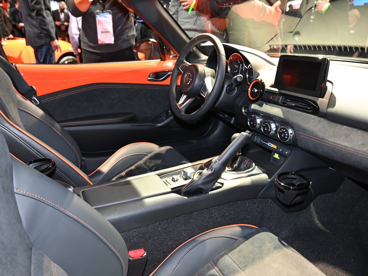 09 2019 Mazda Mx 5 Miata 30th Anniv Cas19
