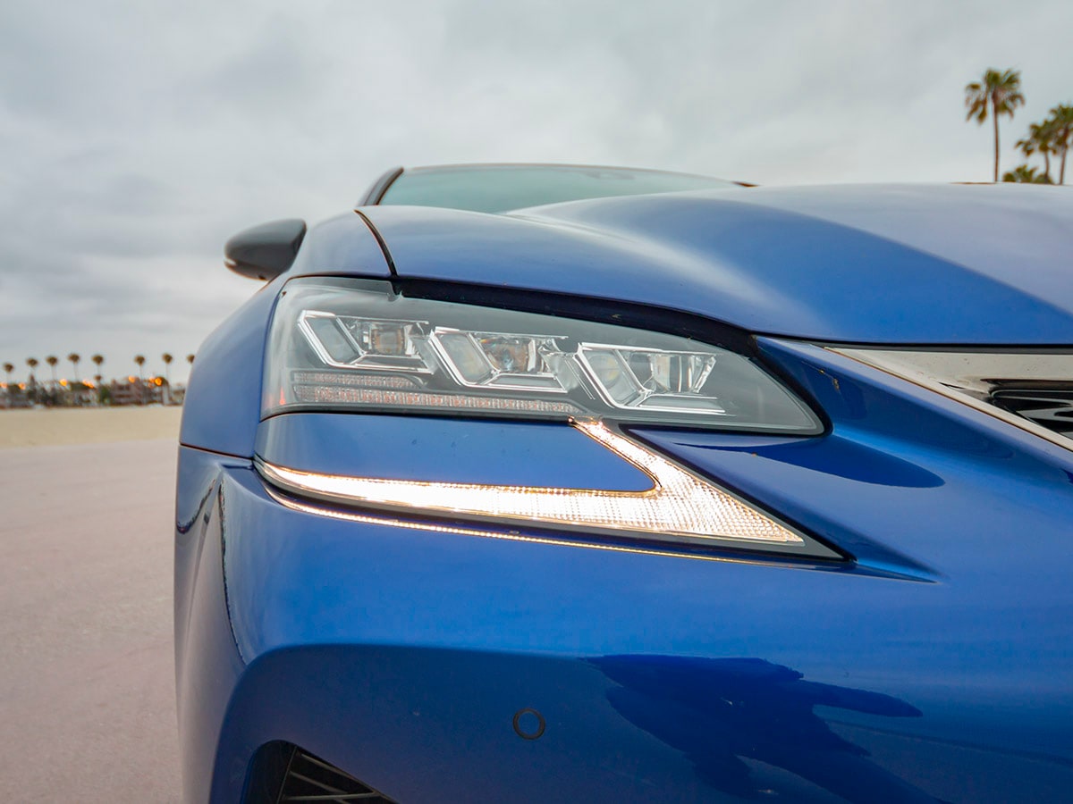 10 2016 Lexus GS F Exterior