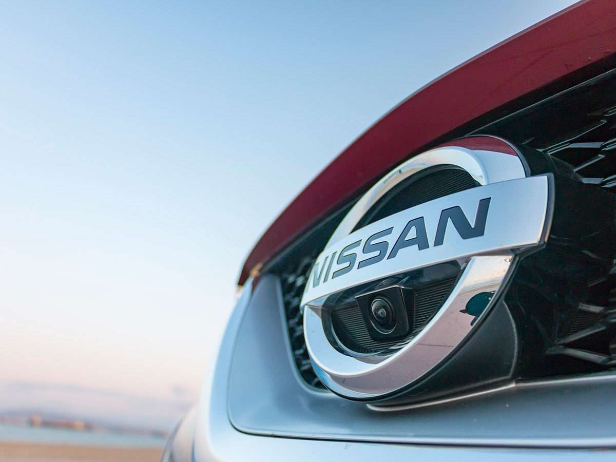 10 2016 Nissan Maxima Long Term Exterior