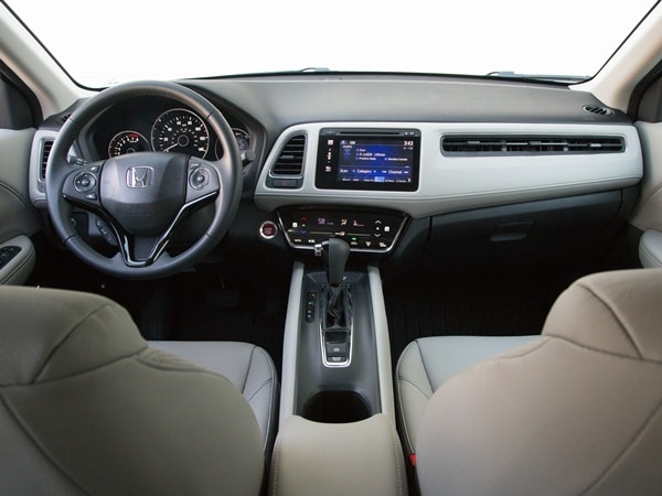 10 2016 Honda Hr V