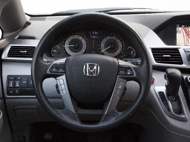 10 2016 Honda Odyssey FC 640