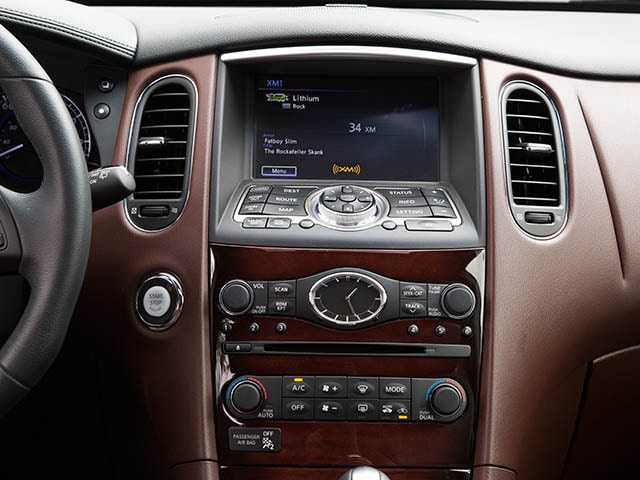 10 2016 Infiniti Qx50