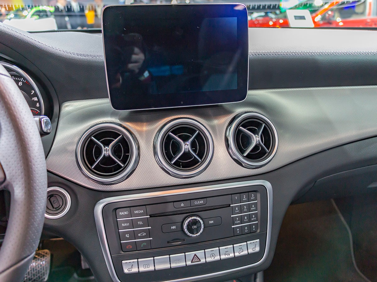 10 2017 Mercedes Benz GLA Detroit KBB