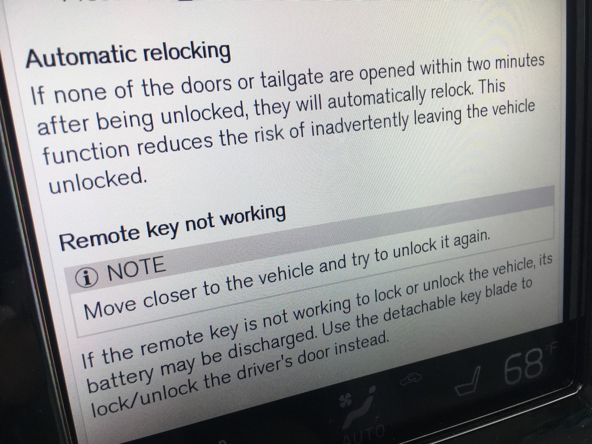 10 2019 Volvo XC40 Key