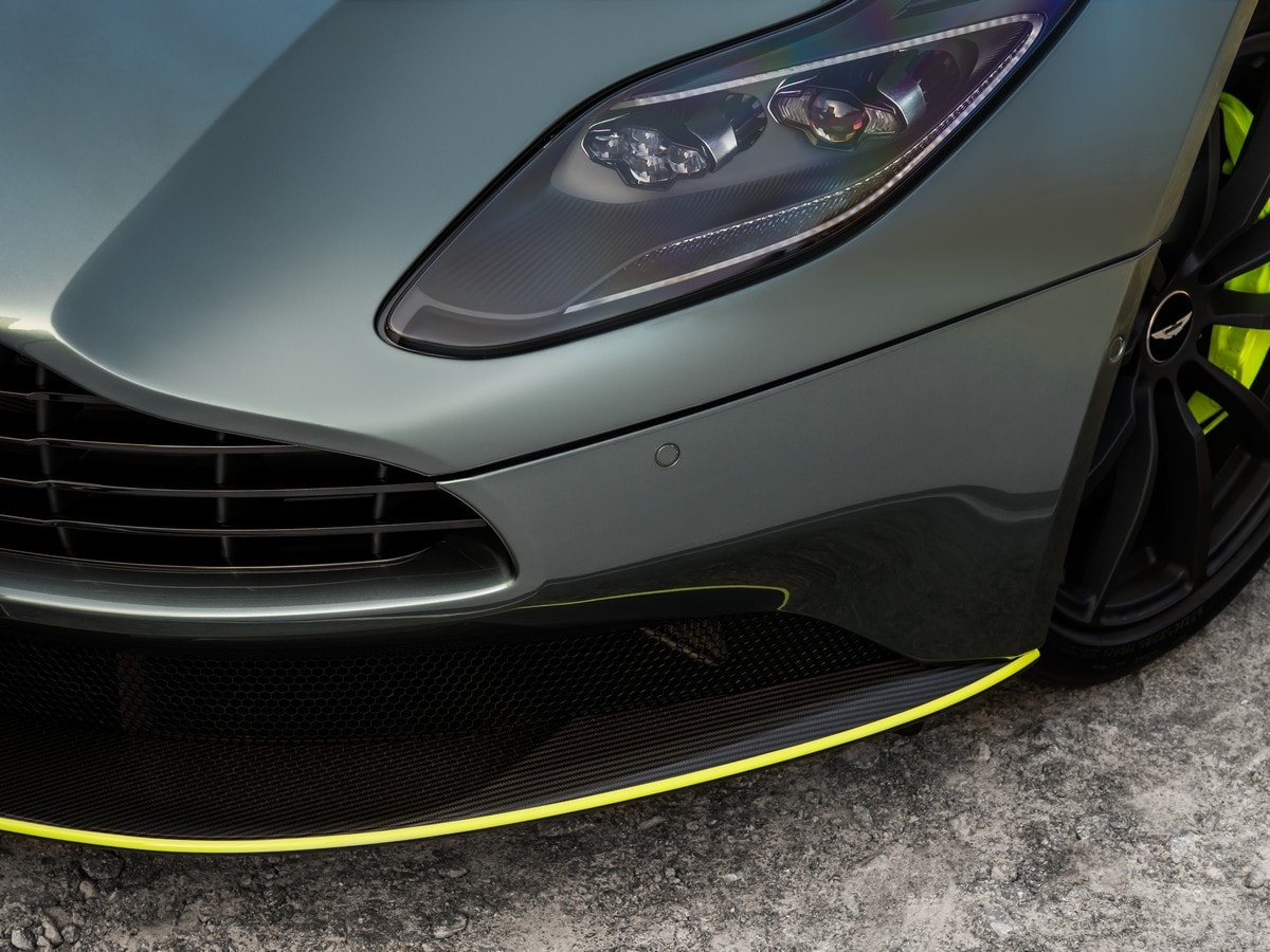 10 2019 Aston Martin Db11 Amr Oem