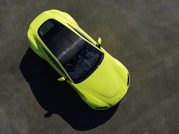 10 2019 Aston Martin Vantage Lime Essence