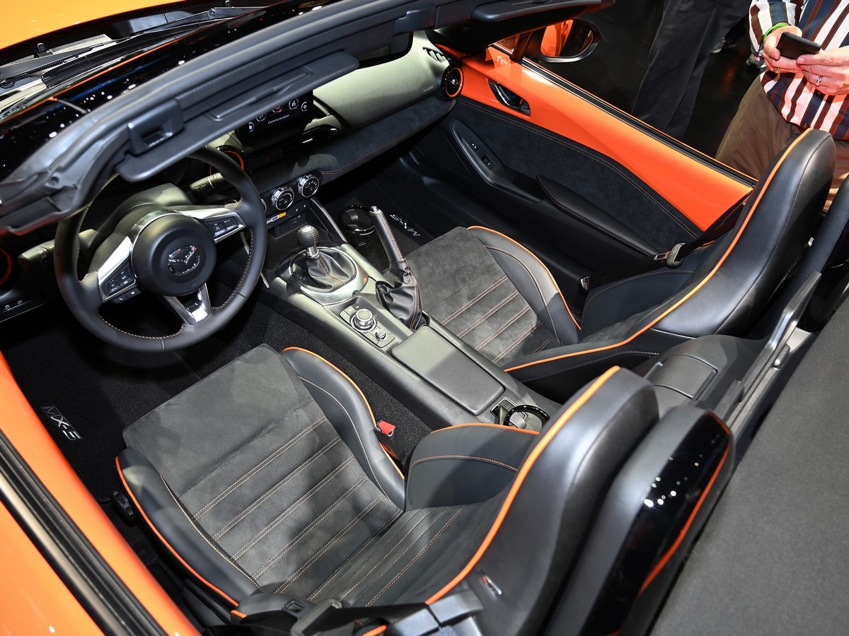 10 2019 Mazda Mx 5 Miata 30th Anniv Cas19