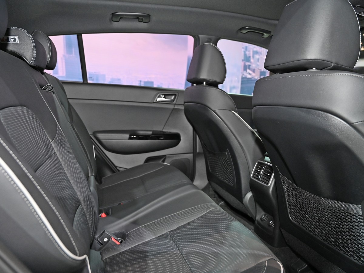 10 2020 Kia Sportage Cas19