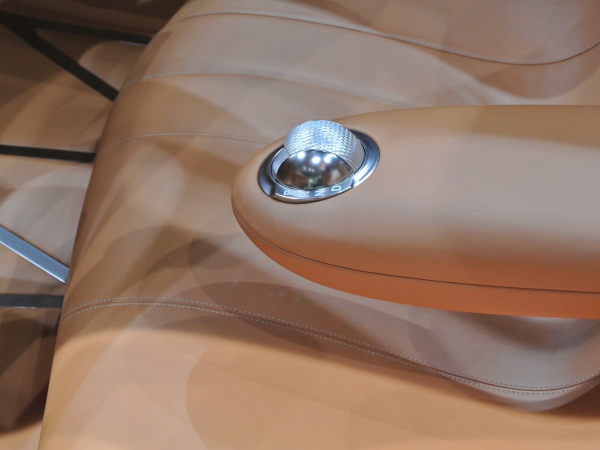 10 Genesis Mint Concept Live