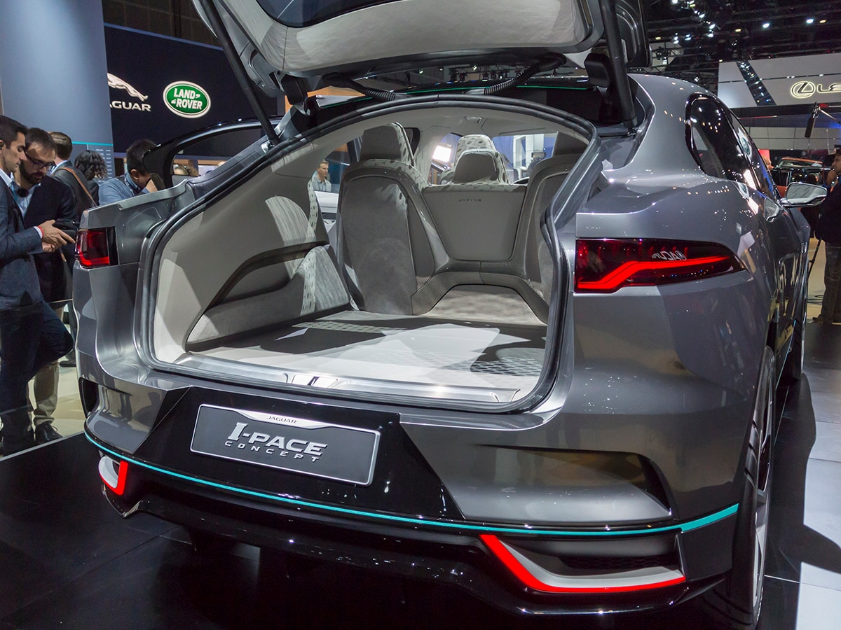 10 Jaguar I Pace Concept LA