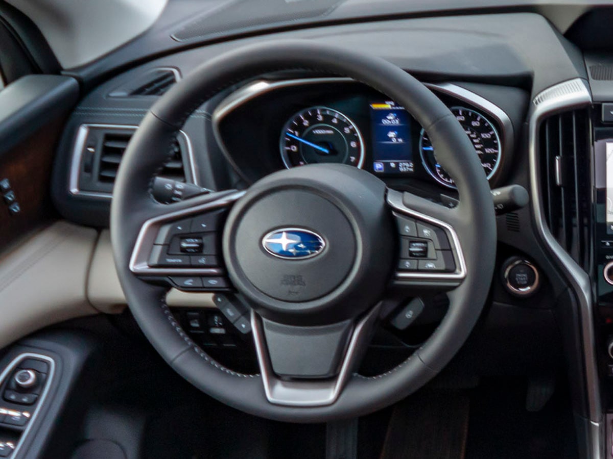 100 2019 Subaru Ascent LT Interior KBB
