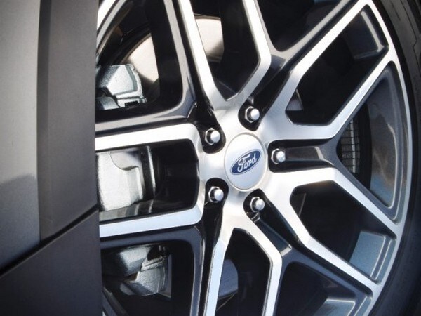 11 2016 Ford Explorer