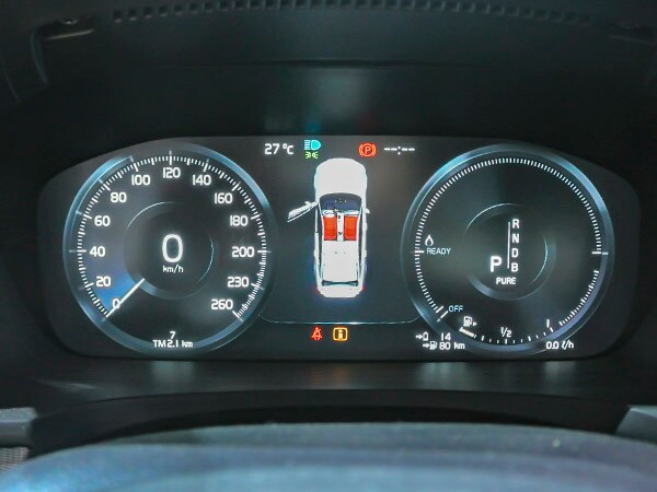 11 2017 Volvo S90