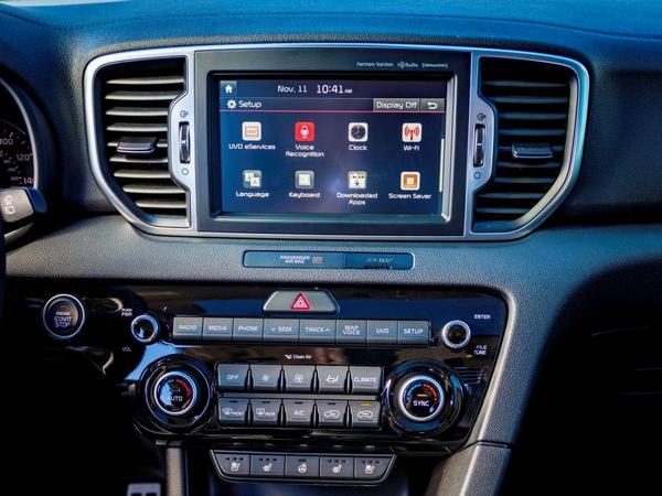 11 2017 Kia Sportage