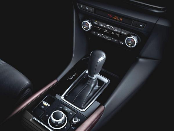 11 2017 Mazda Mazda3
