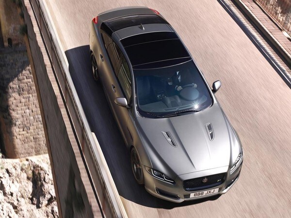 11 2018 Jaguar Xjr575