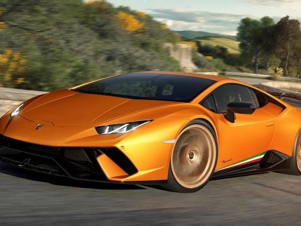 11 2018 Lamborghini Huracan Performante