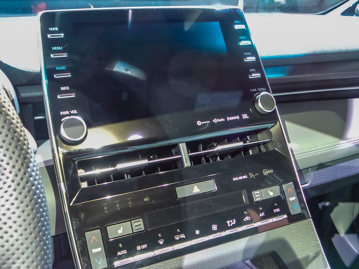 11 2019 Toyota Avalon NAIAS KBB