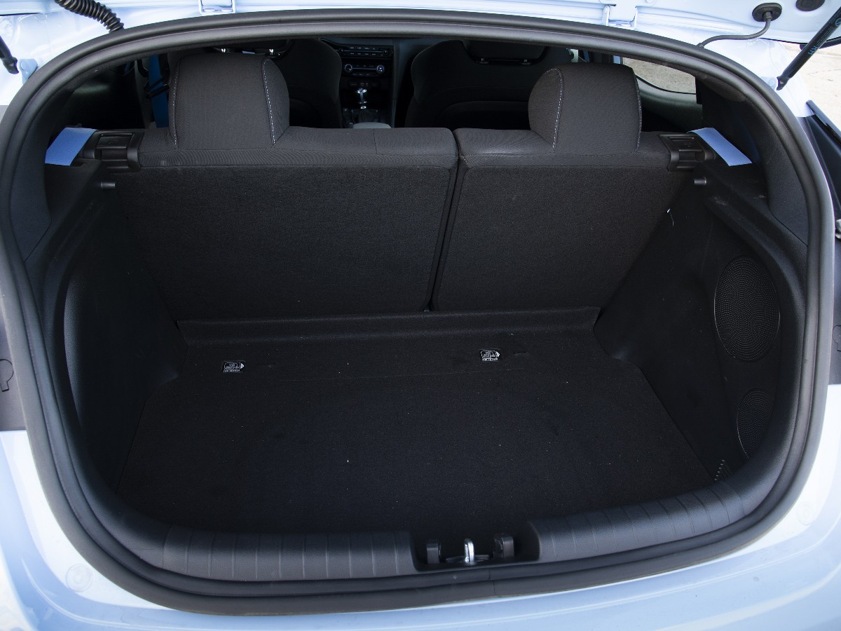 11 2019 Hyundai Veloster N Bb
