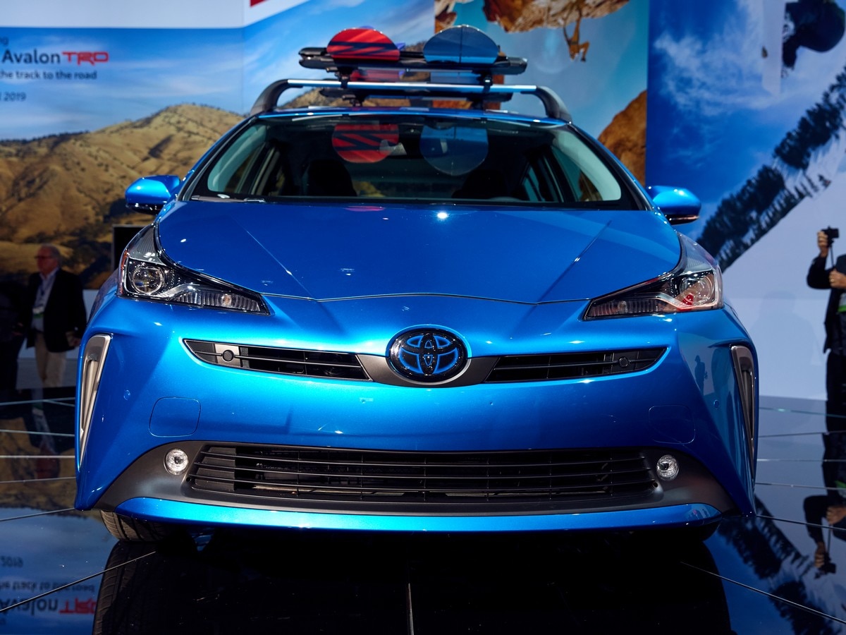 11 2019 Toyota Prius Awd LA