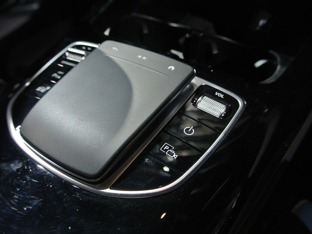 11 2020 Mercedes Benz EQC Live