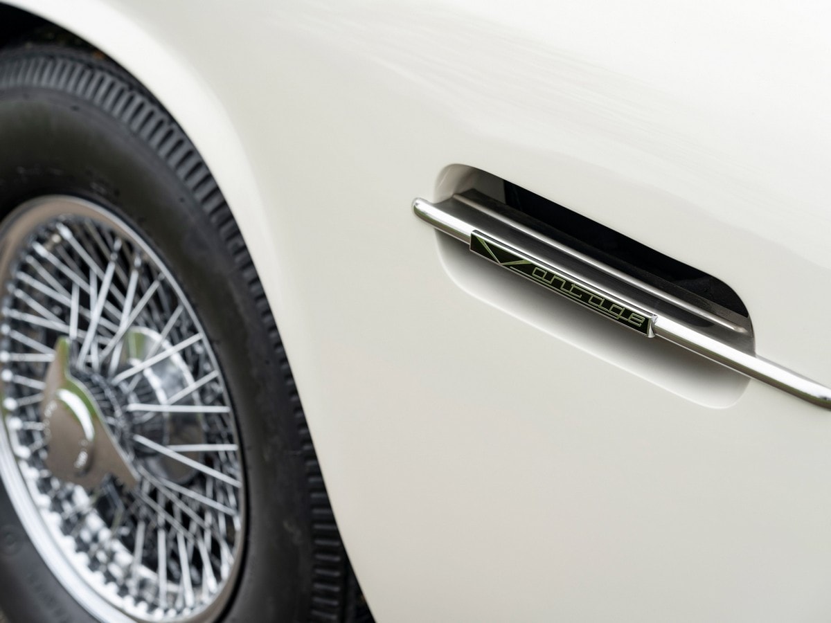 11 Aston Martin Heritage Ev Concept