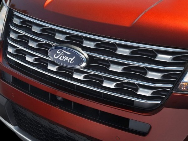 12 2016 Ford Explorer