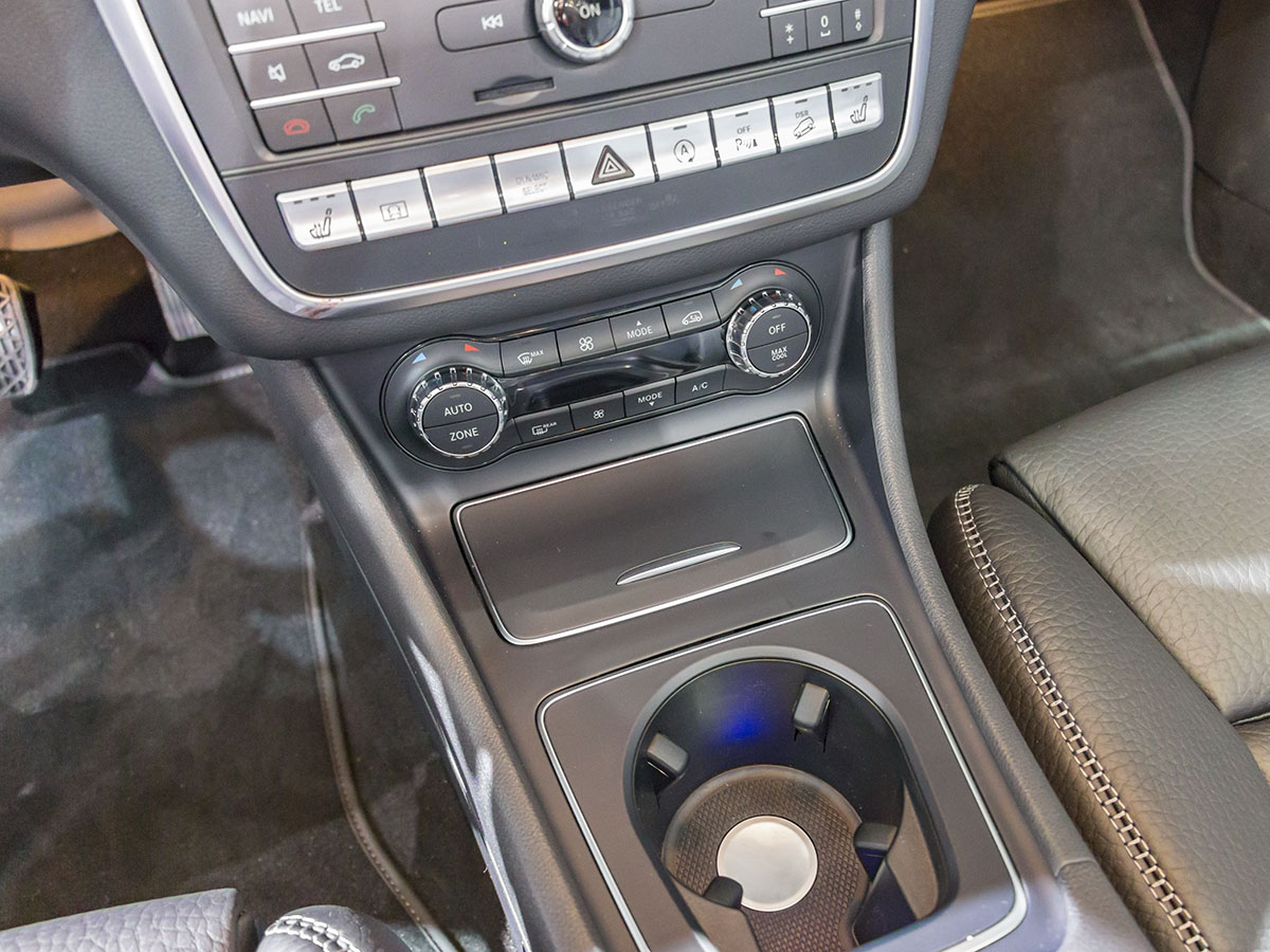 12 2017 Mercedes Benz GLA Detroit KBB