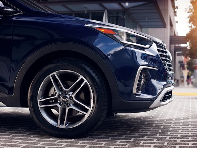 12 2017 Hyundai Santa Fe