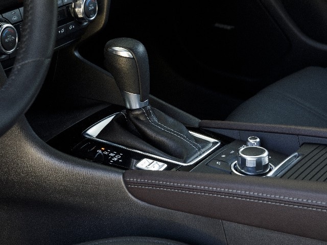 12 2017 Mazda Mazda3 Hatch Comparo
