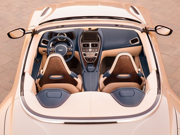 12 2018 Aston Martin Db11 Volante Oem