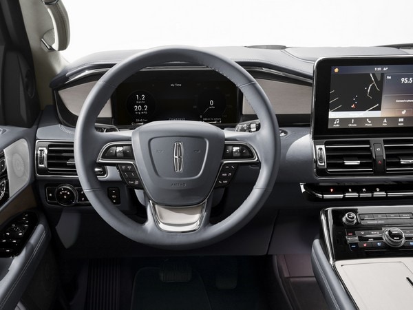 12 2018 Lincoln Navigator Debut