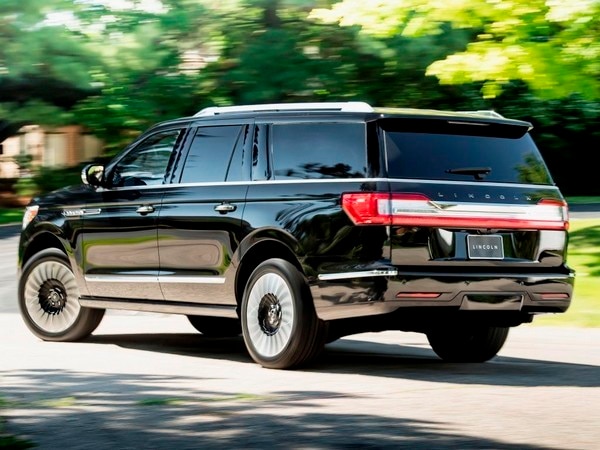 12 2018 Lincoln Navigator L Destination Pkg