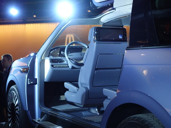 12 Lincoln Navigator Concept