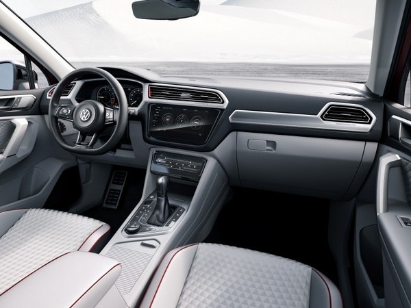 12 VW Tiguan GTE Concept Crpd
