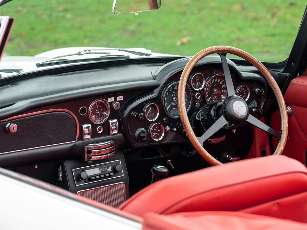 12 Aston Martin Heritage Ev Concept