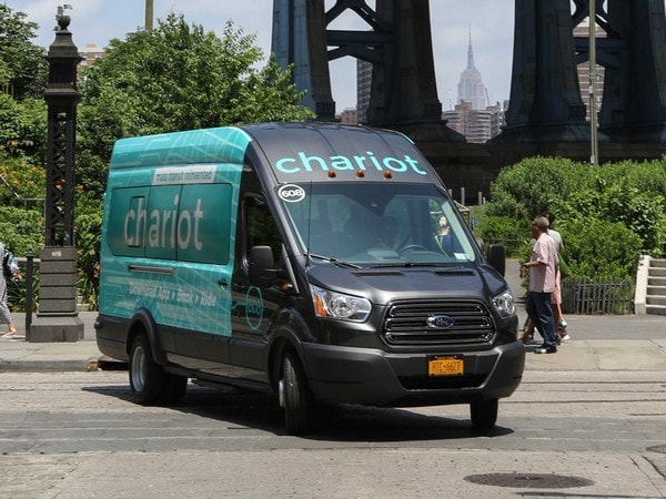 12 Ford Chariot Shuttle Service
