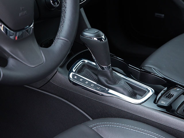 13 2016 Chevrolet Cruze Compact Sedan Comparison