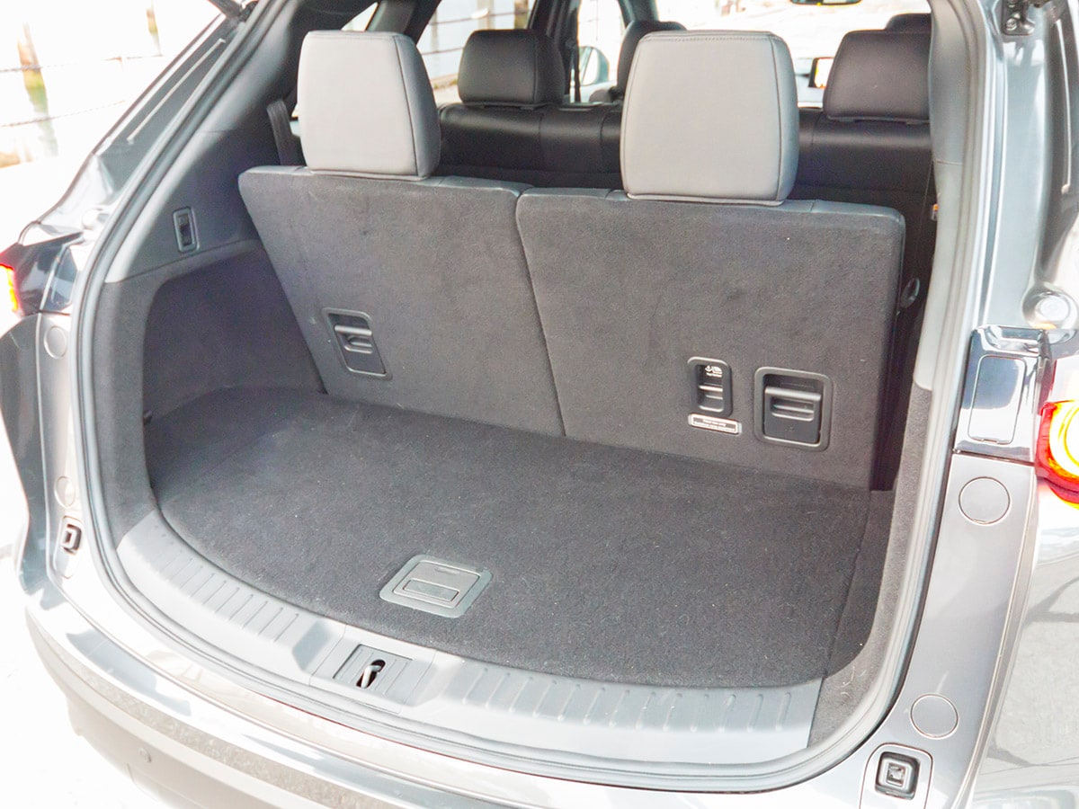 13 2017 Mazda CX 9 Long Term Cargo KBB