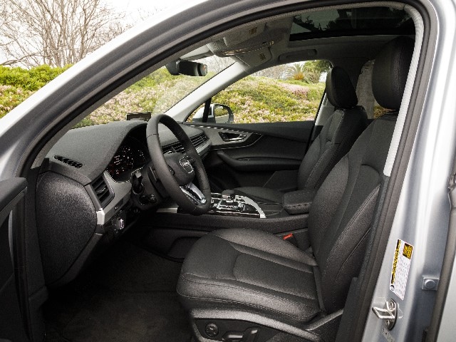 13 2017 Audi Q7 Comparo