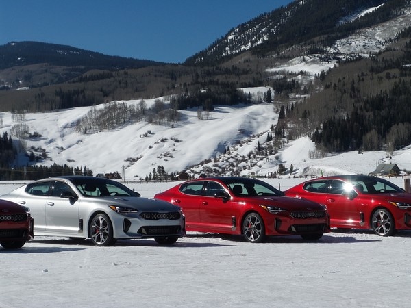 13 2018 Kia Stinger All Wheel Drive