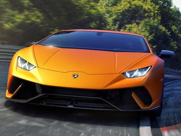 13 2018 Lamborghini Huracan Performante