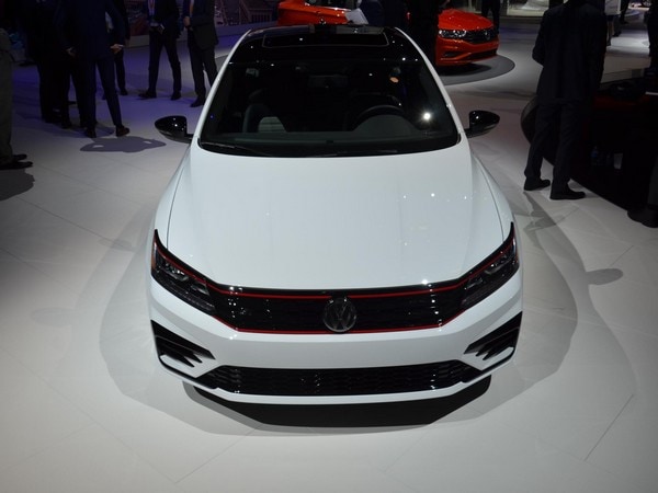 13 2018 Vw Passat Naias