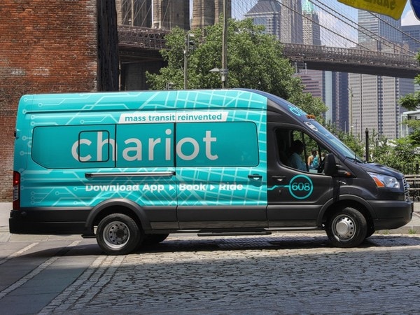 13 Ford Chariot Shuttle Service