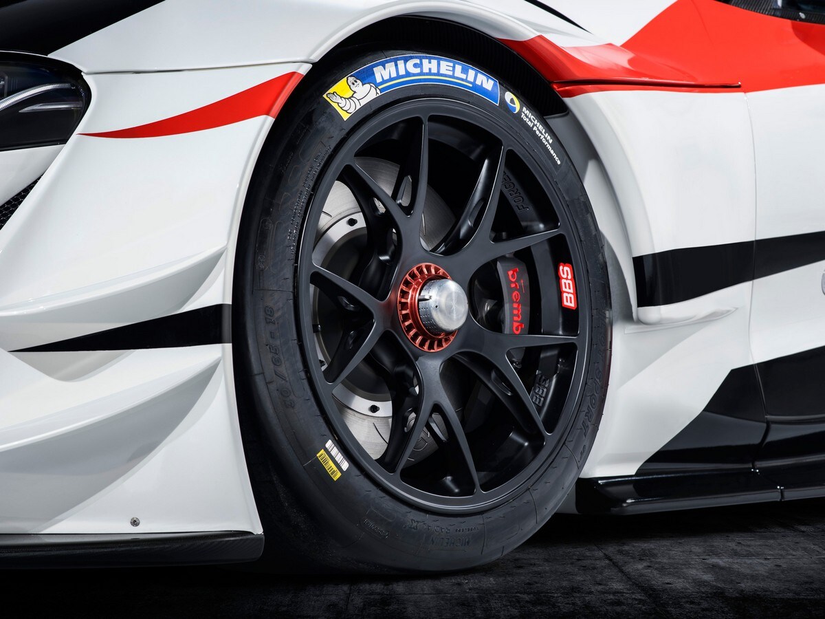 13 Toyota Supra Gr Racing Concept Geneva
