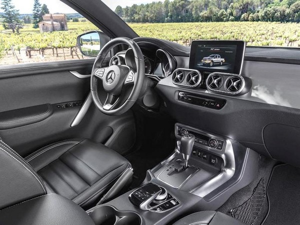 Mercedes-Benz X-Class Pickup Unveiled